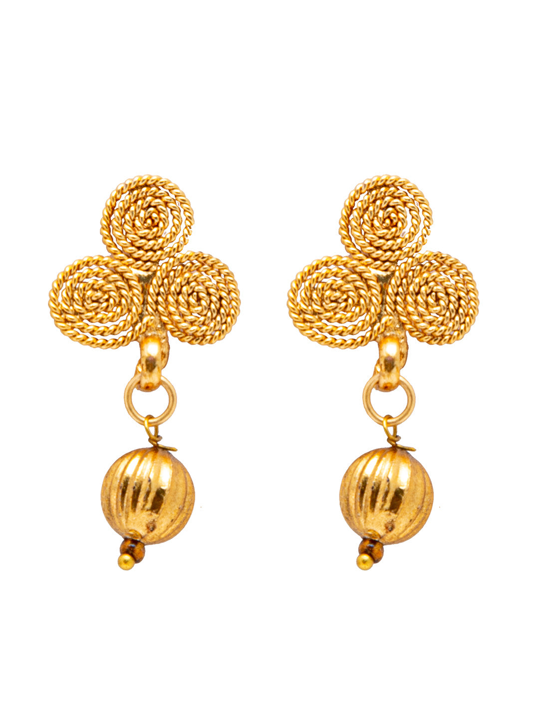Filigree Craftsmanship Gold Earrings